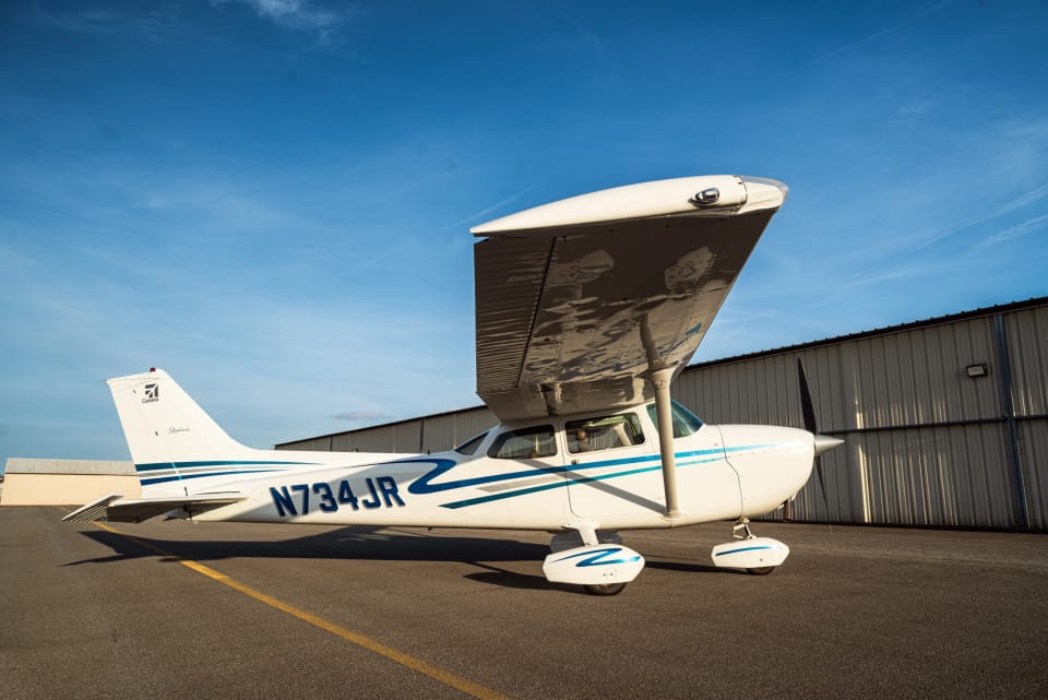 1977 Cessna 172N (N734JR) for sale
