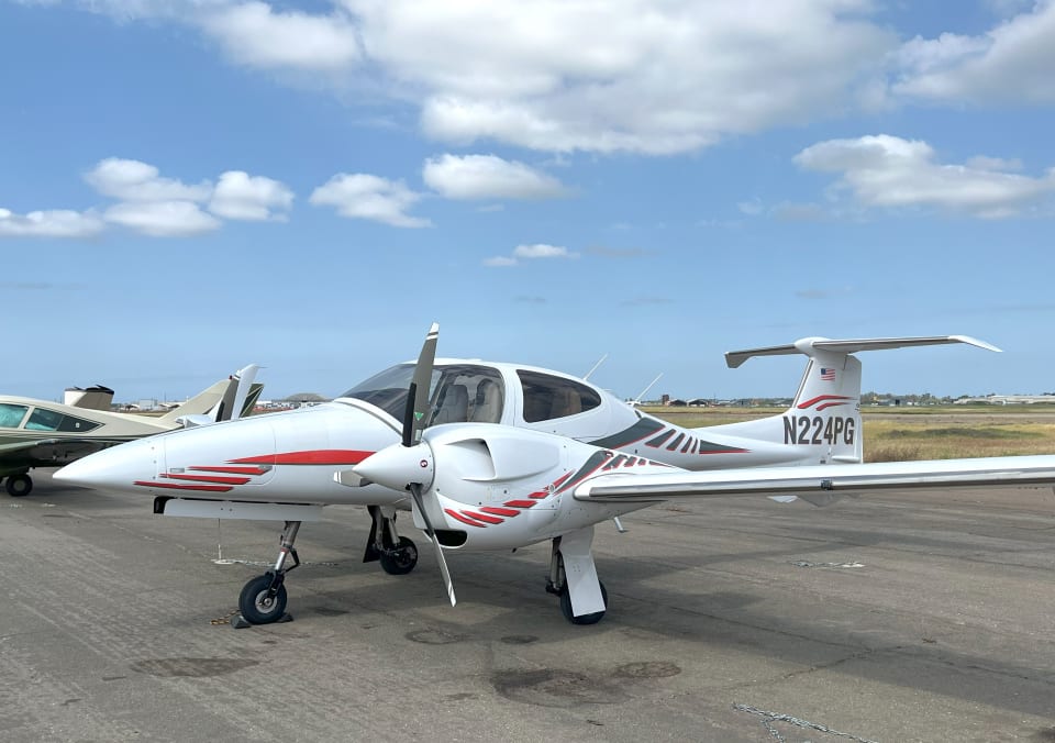 2023 Diamond DA42VI NG (N224PG) for sale