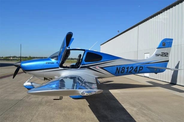 2003 Cirrus SR22 (N8124P) for sale