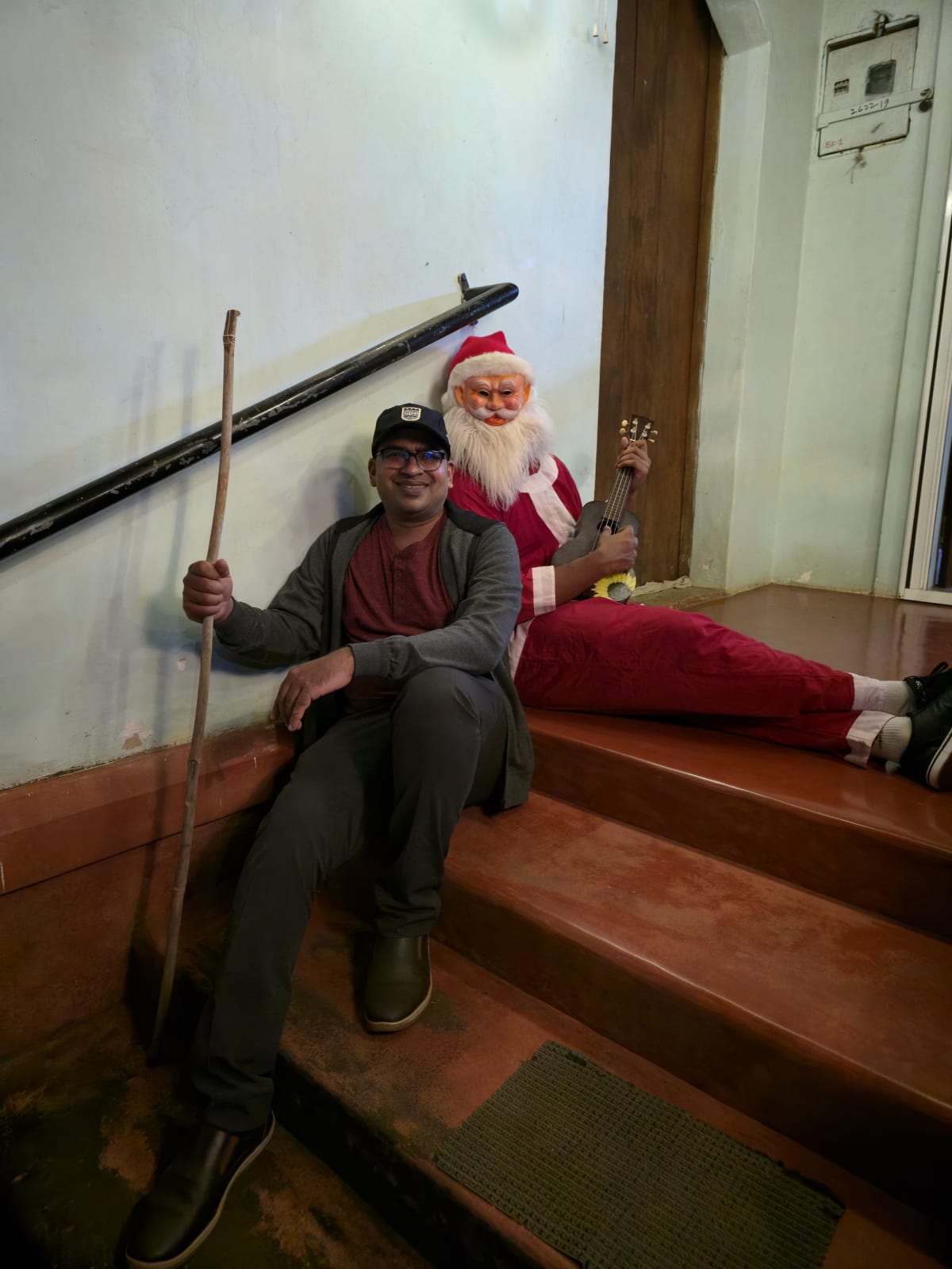 Christmas Serenading — Photo 13