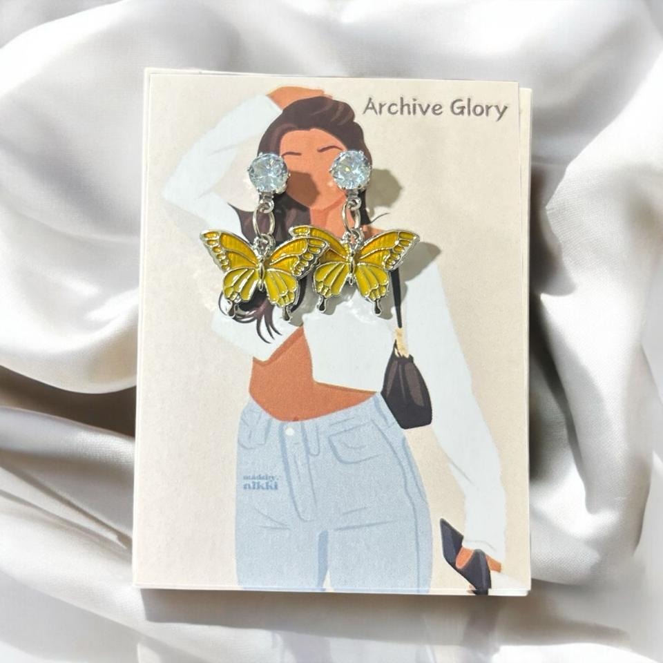 Korean butterfly dark yellow light yellow earring