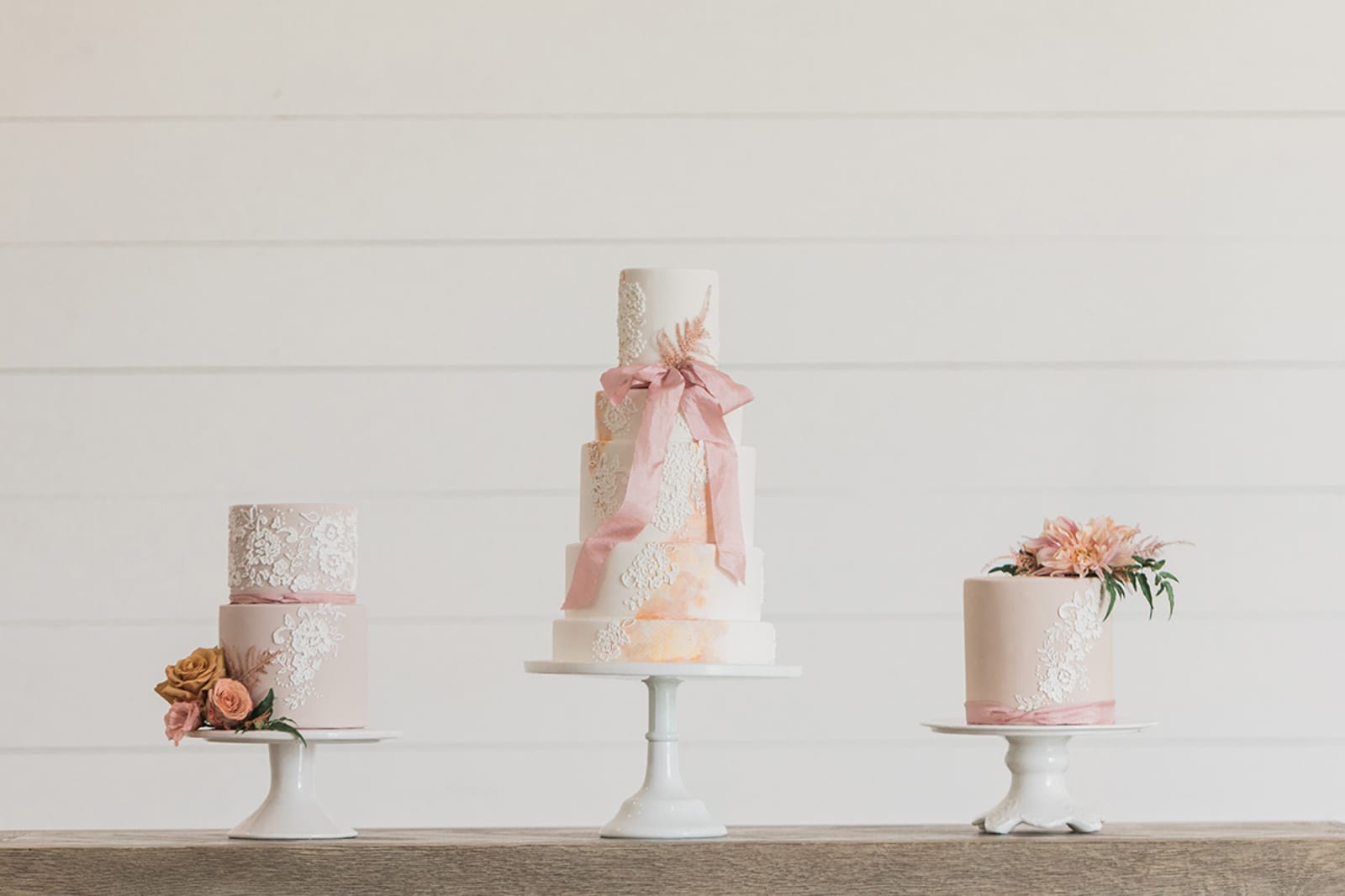 Farmhouse wedding table