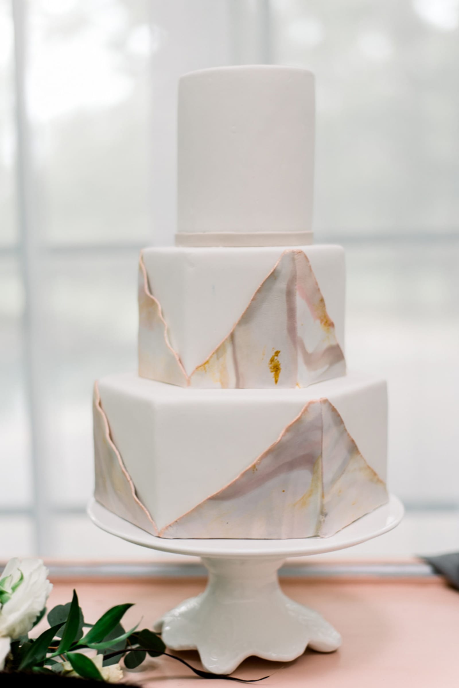 Stone tone cake