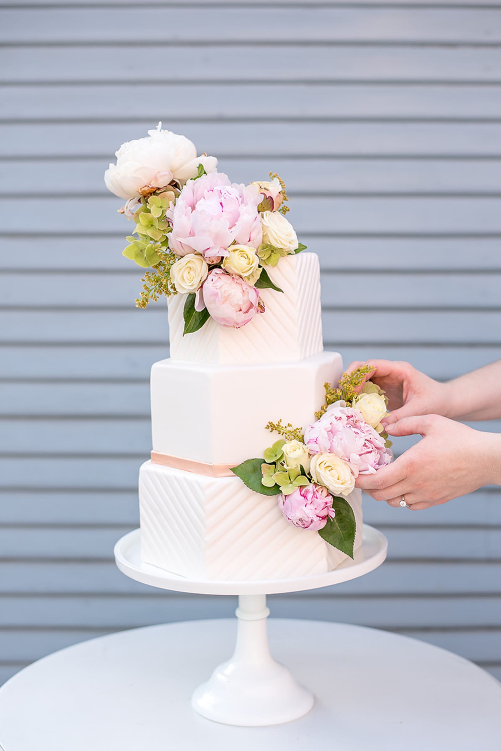 Tiered imprint cake