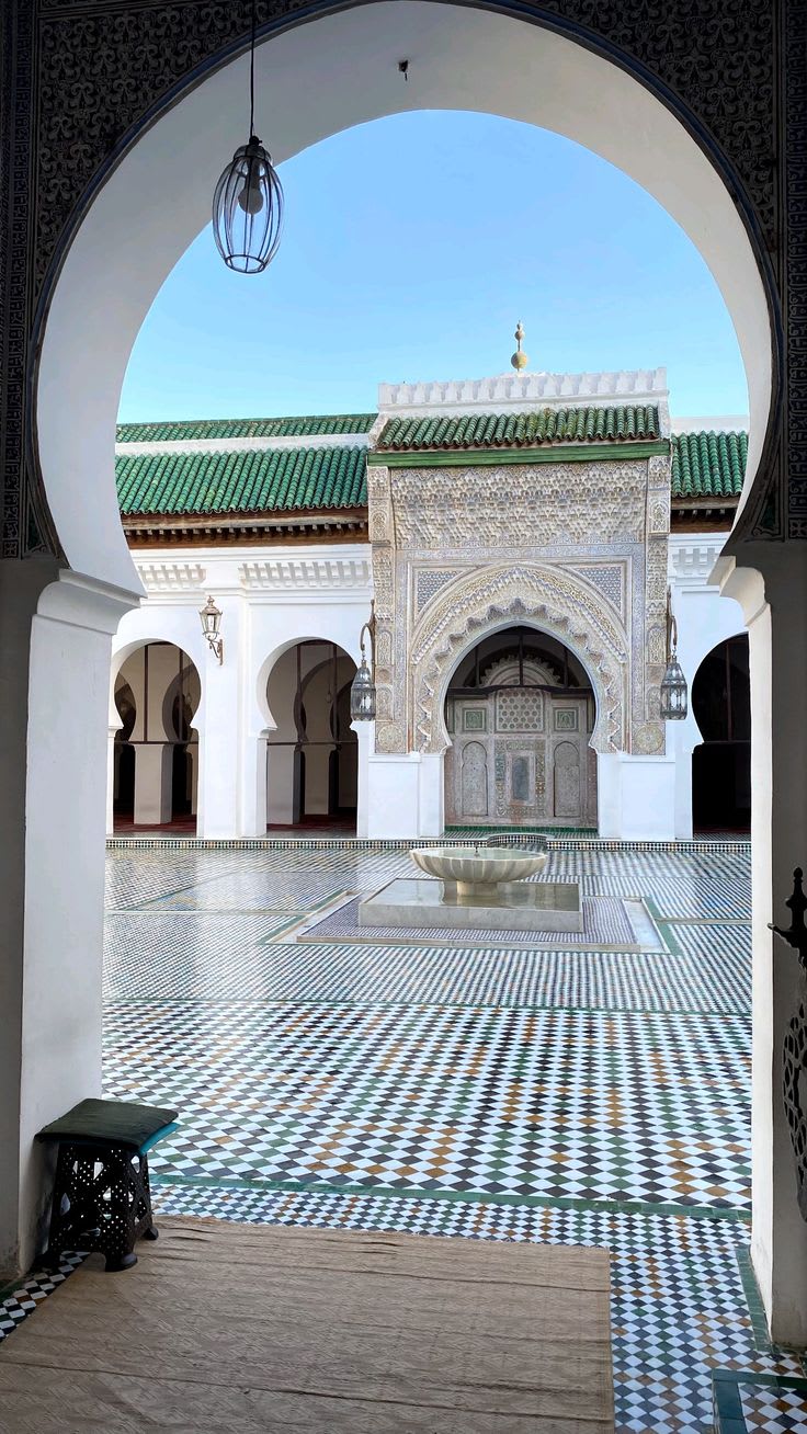 Fès Where Ancient Morocco Lives detail