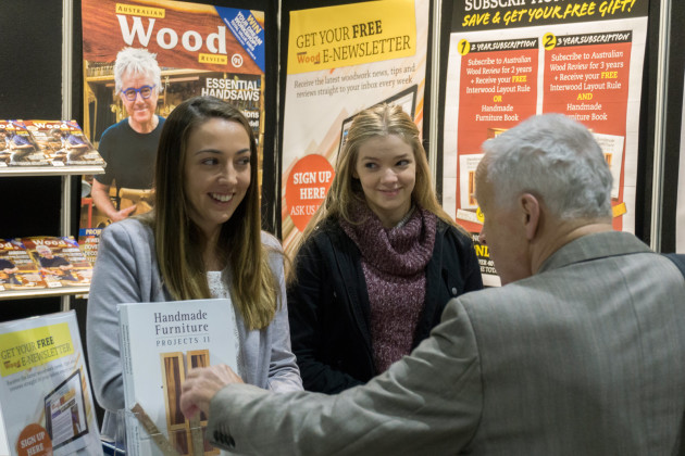 Jasmine-and-Abbey-on-the-AWR-stand1