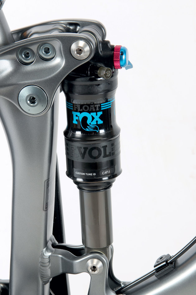 The progressive leverage rate combines with the Fox Evol air shock to produce a suspension setup that moves for the smallest bump yet never blows through the travel unnecessarily.