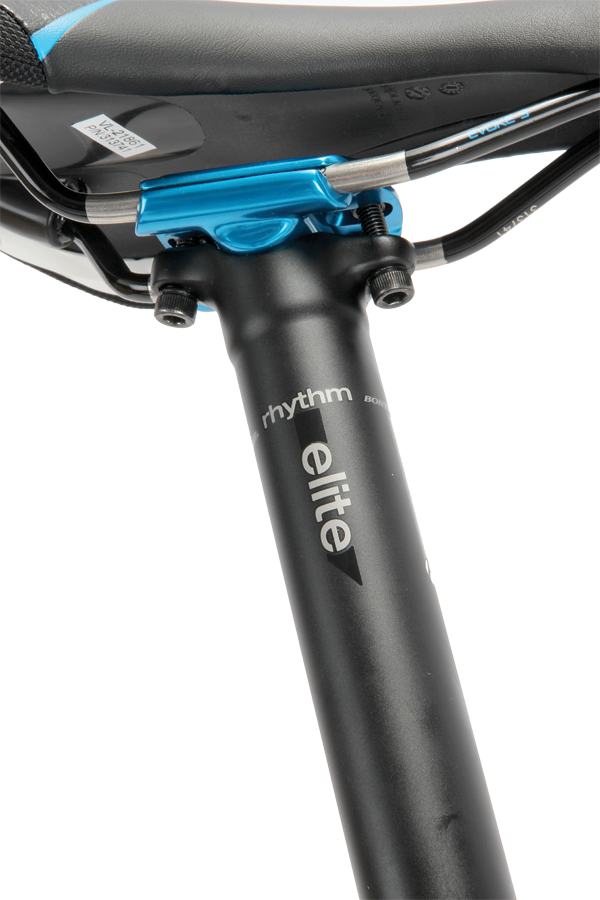 For the most part, the Bontrager parts were really well designed; the seatpost is a good example with its easy to adjust twin-bolt head.