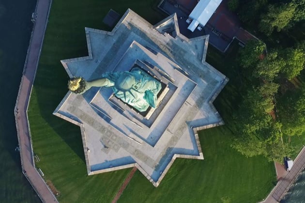 New York, U.S. PHOTOGRAPH BY FDNYFISH, 2017 THE PHOTOGRAPHERS OF DRONESTAGRAM.