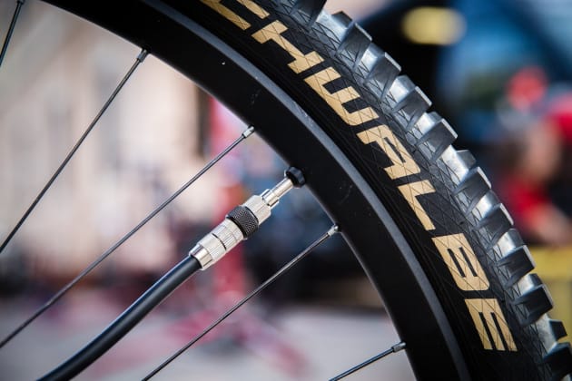 schwalbe tubeless booster