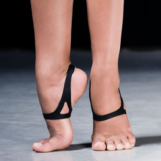 Arch shoe hotsell