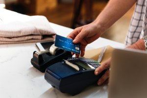 “Misses the mark”: NZ retailers blast surcharge ban