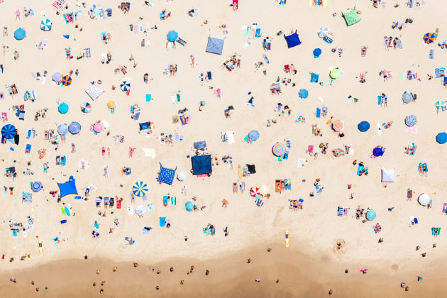 Dharma Bendersky 'Bondi Sunbakers'. Winner, Umbrella category, Summer Challenge 2022.