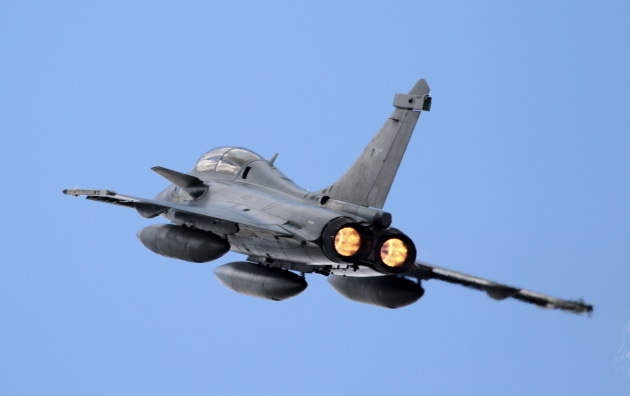 A French Air Force Rafale B in flight at Pitch Black 22. (Nigel Pittaway)