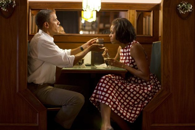 © 2012 David Burnett Contact Press Images August 15, 2012 Iowa: Trip of President Barack Obama Cedar Rapids: visit with locals (including vets) @ Rileys Cafe later : interview with Sandra Westfall of PEOPLE Magazine also: signing books and memorabilia backstage for locals