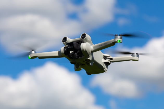 While there are more than 42,000 CASA drone licences, there are an estimated 1.8 to 3 million drones, ranging from 25g toys to 25 kg industrial drones in Australia. Image: Tim Levy