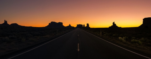 3rd Place – Panorama: Sunrise in Monument Valley by Clifford Pickett, United States
“This image was taken during a month-long road trip throughout the American West, part of a project shooting with iPhone. Having spent much time on the road, I wanted to capture that feeling of wide-openness on the road that I experience so often.”
Location: Oljato-Monument Valley, Utah. Shot on iPhone 7 Plus