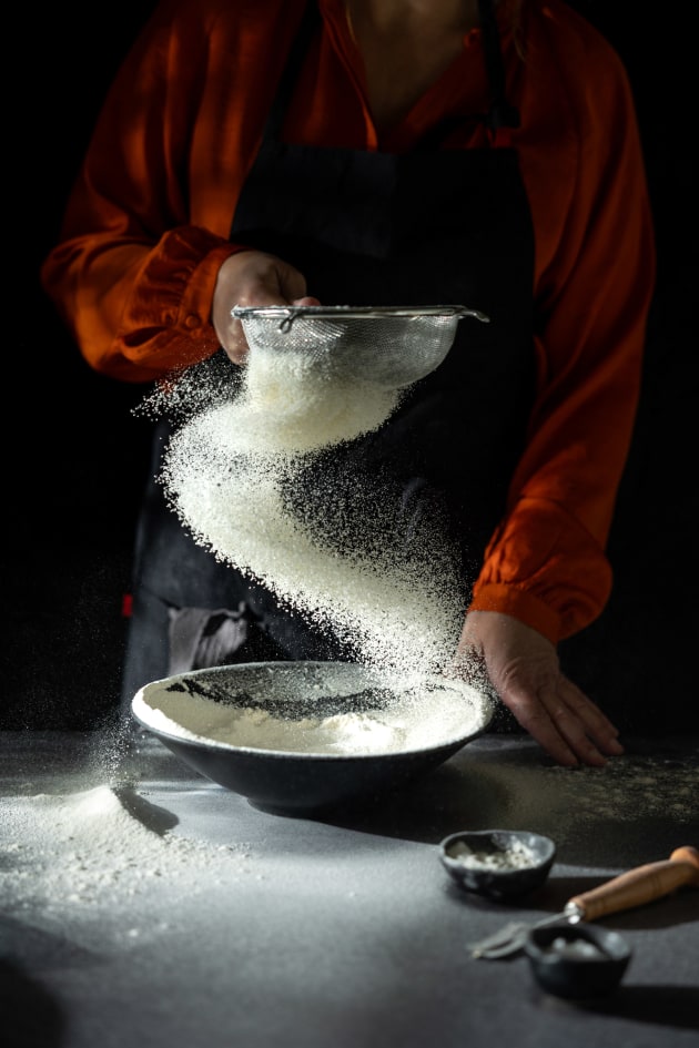 Winner of the Cream of the Crop category, Dorien Paymans. Part of the series ‘Perfectly Imperfect’ where I captured the process of baking sourdough bread while incorporating the symbolism of the Japanese Ensō sign (imperfect circle). Preparing food and photography are both mindful activities where calmness and creativity exist in the moment of creation. This makes the combination of both so magical. | Dorien Paymans/World Food Photography Awards sponsored by Brocolini?