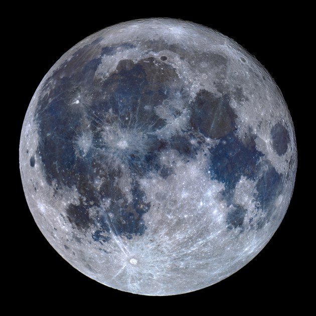 A Titanium Moon © Miguel Claro (Portugal). Celestron 14” EdgeHD 355 mm Schmidt-Cassegrain reflecting telescope at f/11, Celestron CGEM mount, Nikon D810A camera, ISO 250, 120 x 1/320-second exposures.