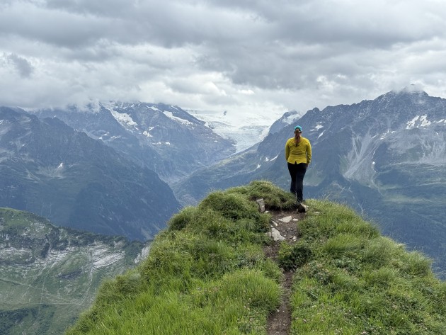 The don’t sell pre-booked packages.