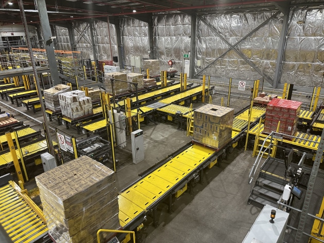 The outbound orders area in Arnott's ADC. Pallets arrive at outbound lanes in a strict sequence, in keeping with the product characteristics and weight