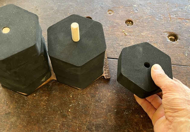 bench-nut-1.jpg