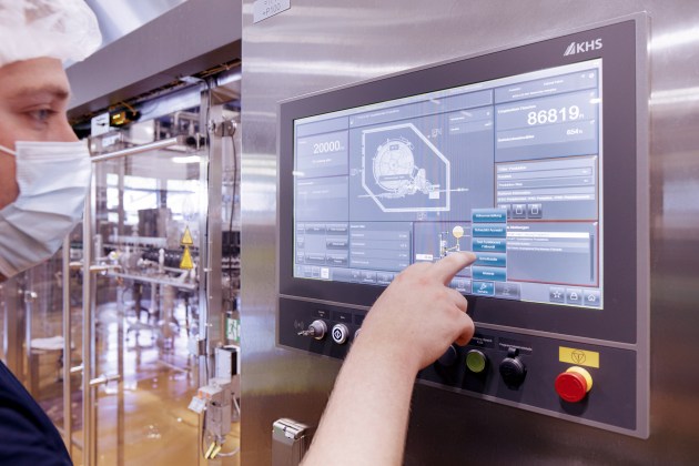 Digital and automated systems synchronize the filling processes and thus considerably boost efficiency.