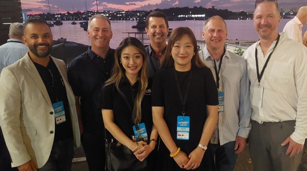 Fespa Future Leaders: (l-r) Pranil Chandra, Next Printing; Troy Cavanagh, Imagebox; Stella Lim, Hexis; Glenn Moffat, Cactus Imaging; NIgel Davies, president FEspa Australia; and Daniel Edwards, Posterboy Printinig