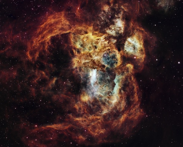 Fiery Lobster Nebula © Suavi Lipinski (Australia). CFF 105 mm apochromatic refractor telescope at f/6, Astrodon 3 nm narrowband filters, Astro-Physics Mach1GTO mount, QSI 690 WSG-8 camera, narrowband composite, 32-hour total exposure.