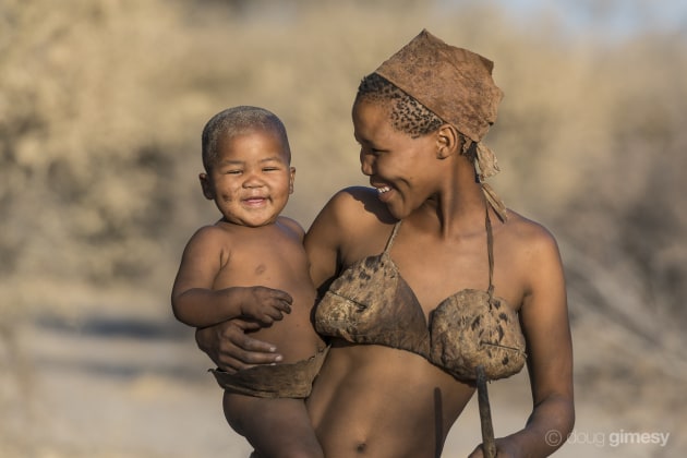 To capture a beautiful moment between a San person and her child, I wanted to make sure I didn’t intrude on their time together or have any distracting background. I chose to use a zoom lens and shoot a shallow DOF. Nikon D750, Nikon 70-200 f/2.8 lens 1/800s @ f3.5, ISO 100.