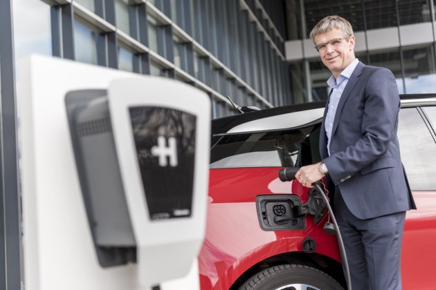 Winner: Stefan Plenz, Heidelberg board member uses the company's award-winning Eco Wallbox to charge his car