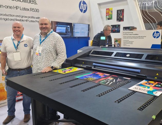 Rigid and roll-to-roll HP R530: Craig Hardman (left) and Jeremy Brew with the new compact hybrid print system