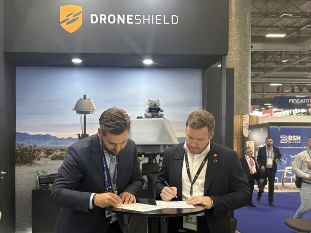 DroneShield and Defenture have announced a strategic partnership to accelerate joint commercial opportunities for mobile counter-UAS capability.

Credit: DroneShield