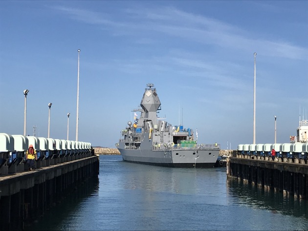 The new mast atop HMAS Arunta. BAE