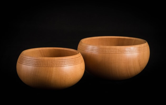jacaranda-bowls14--15-cm-dia.jpg