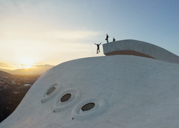 © Jonas Bendiksen, From The Book of Veles, (2021) 
