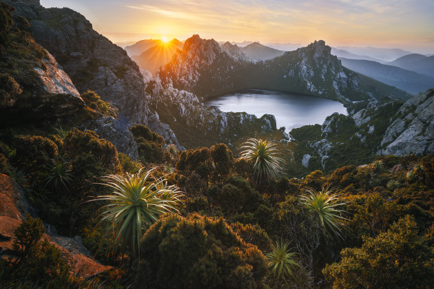 Lake Oberon, Western Arthur Range, Tasmania. © Luke Tscharke.