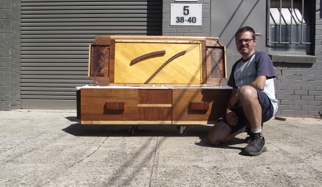 lorenzo-rossetti-casket-main-41771.jpg