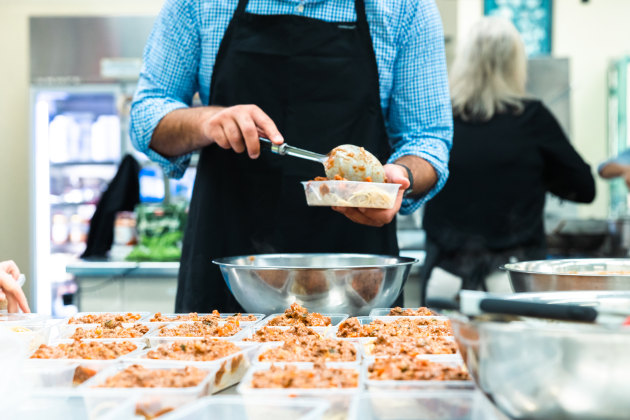 Prepared meals ready for packaging in Mars Food Australia’s
commercial R&D kitchen, for local people in need. Mars Food Australia