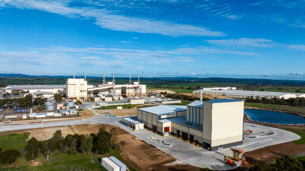 A drone’s eye view of the glass manufacturing plant with the beneficiation plant in the foreground at the Orora Gawler site.