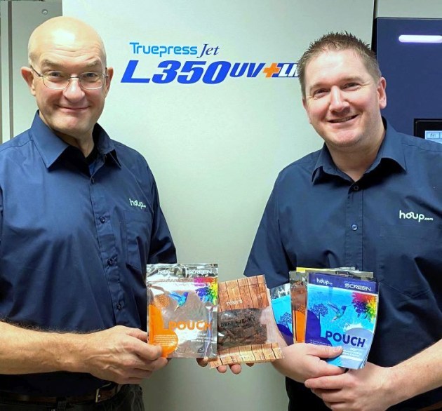 Pouches: (l-r) Bill Hine and Richard Warne producing them on a Screen label press