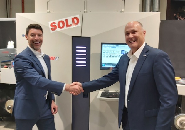 Partnership: Jack Malki (left) and Peter Scott, with the new Screen LV350 UV SAI