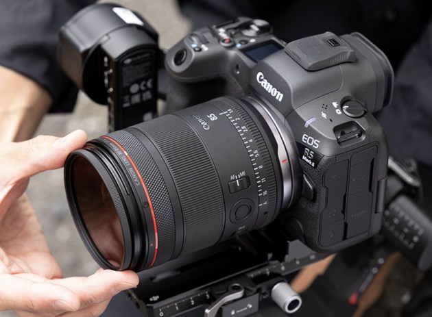 The new Canon RF 85mm f/1.4L VCM lens on a Canon R5mkII body. It has a similar form factor to other recently released Canon f/1.4 VCM prime lenses. Image: Canon
