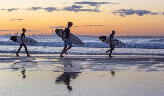 Coolangatta late afternoon, looking towards Surfers Paradise. Nikon D7100, Nikon 70-200mm f/2.8 lens @ 70mm, 1/160s @ f/7.1, ISO 400. Photo © John Hodgson.