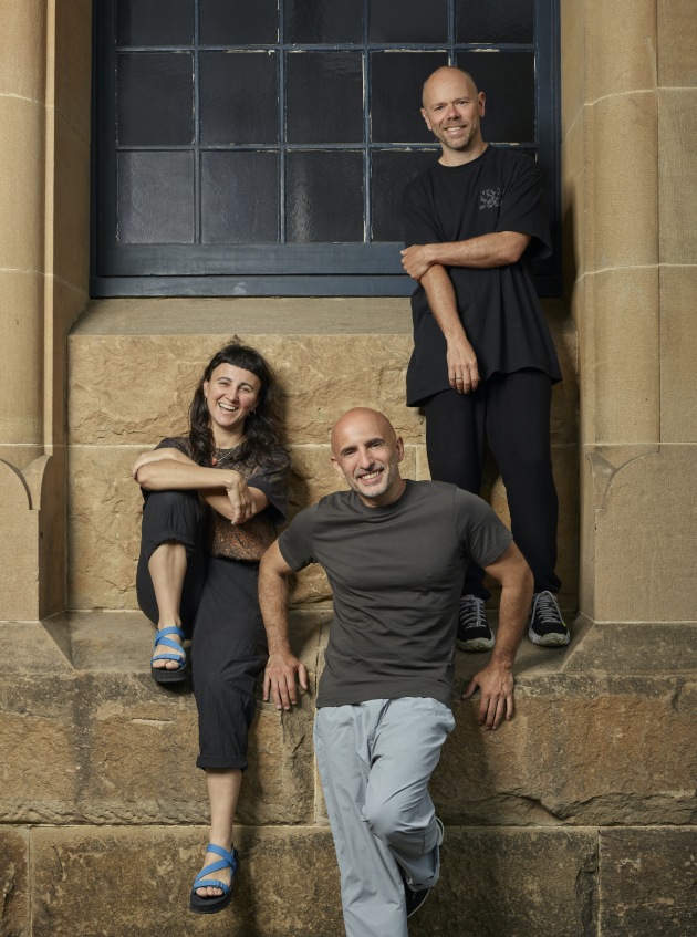 Rafael Bonachela (front), Marina Mascarell and Antony Hamilton. Photo by Pedro Greig.