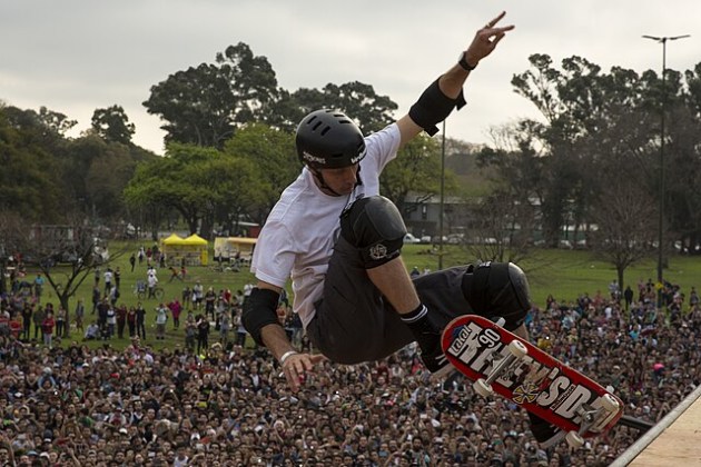 Reaching the top and staying there: Tony Hawk at Dscoop Edge in Long Beach next May https://buenosaires.gob.ar/noticias/la-ciudad-vibro-con-el-festival-de-skate-y-cultura-urbana-mas-esperado-del-ano