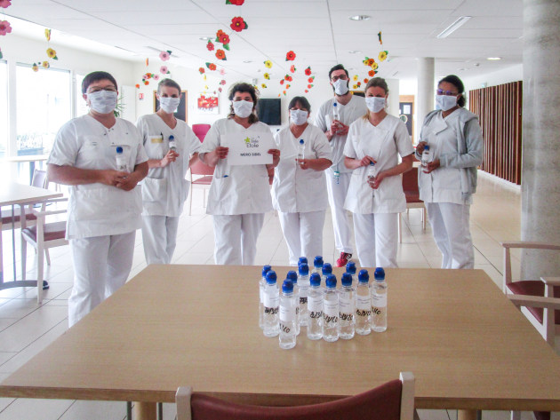 The initiative is a gesture of solidarity with health carers.