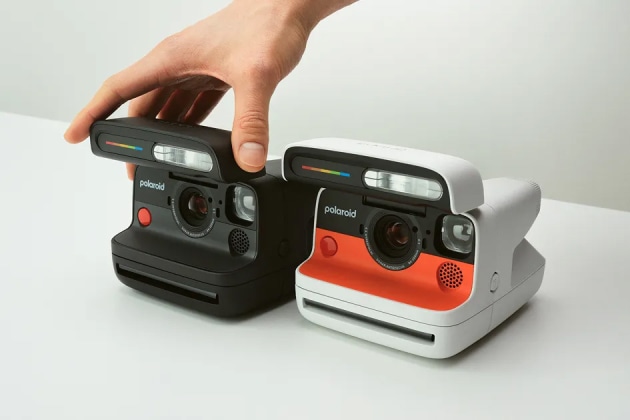 1991 Polaroid Impulse Portrait Appareil Photo Instantané Révisé et 1991 Polaroid Impulse Portrait Appareil Photo Instantané Révisé et
