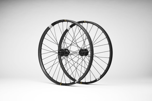 Crank brothers synthesis wheelset shop