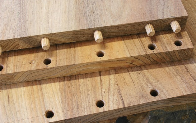 Joining wood cheap with dowels